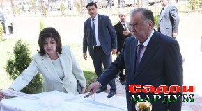 Президенти Ҷумҳурии Тоҷикистон муҳтарам Эмомалӣ Раҳмон бинои шуъбаи Агентии меҳнат, муҳоҷират ва шуғли аҳолӣ дар ноҳияи Роштқалъаро мавриди баҳрабардорӣ қарор доданд