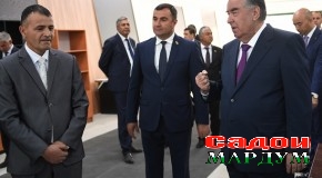 Пешвои миллат муҳтарам Эмомалӣ Раҳмон корхонаи истеҳсоли мебел дар шаҳри Хоруғро ба истифода дода, аз намоиши маҳсулоти он боздид ба амал оварданд