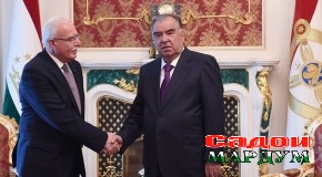 Мулоқот бо Вазири корҳои хориҷии Давлати Фаластин Риёз Ал-Молики