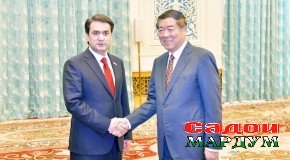 Мулоқоти Раиси Маҷлиси миллии Маҷлиси Олии Ҷумҳурии Тоҷикистон, Раиси шаҳри Душанбе муҳтарам Рустами Эмомалӣ бо аъзои Бюрои сиёсии Кумитаи марказии Ҳизби Коммунистии Чин, ноиби Сарвазири Шӯрои давлатии Ҷумҳурии Мардумии Чин ҷаноби Хэ Лифэн