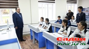 Пешвои миллат муҳтарам Эмомалӣ Раҳмон дар деҳаи Бӯстони ноҳияи Муъминобод бинои иловагии Муассисаи таҳсилоти миёнаи умумии №10-ро ба истифода доданд