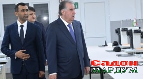Президенти Ҷумҳурии Тоҷикистон муҳтарам Эмомалӣ Раҳмон Корхонаи истеҳсоли пойафзоли ҶДММ “Сарҷамъ” дар деҳоти Чоргултеппаи ноҳияи Рӯдакиро ифтитоҳ бахшиданд