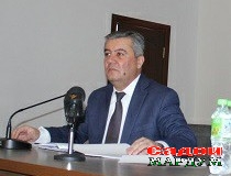 Омӯзгорони ҷавон соҳиби замини наздиҳавлигӣ шуданд