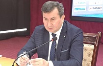 Вақте саволи журналист бе посух мемонад…