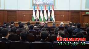 Изҳороти матбуотии Президенти Ҷумҳурии Тоҷикистон муҳтарам Эмомалӣ Раҳмон аз натиҷаи гуфтушунидҳо бо Президенти Ҷумҳурии Ӯзбекистон муҳтарам Шавкат Мирзиёев