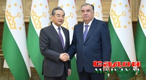 Мулоқоти Эмомалӣ Раҳмон бо Ван И