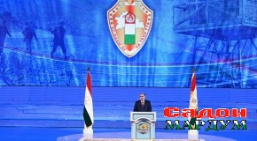 Иштироки Пешвои миллат муҳтарам Эмомалӣ Раҳмон дар ҷамъомади тантанавӣ ба ифтихори 30-юмин солгарди Рӯзи таъсисёбии Қӯшунҳои сарҳадӣ