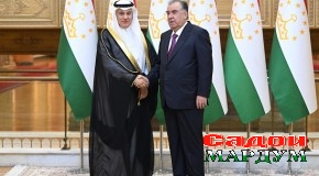Мулоқоти Пешвои миллат муҳтарам Эмомалӣ Раҳмон бо Вазири муҳити зист, об ва кишоварзии Арабистони Саудӣ