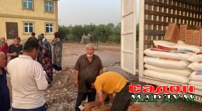 Кумаки соҳибкорони Дӯстӣ ба сокинони Восеъ