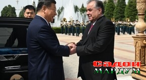 Маросими истиқболи Раиси Ҷумҳурии Мардумии Чин Си Ҷинпин дар Қасри миллат